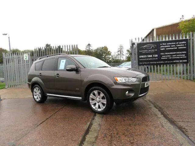 2012 MITSUBISHI OUTLANDER GX4 DI-D AUTOMATIC 4WD